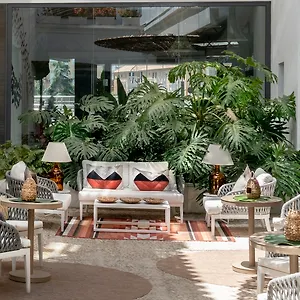 Vincci Seleccion Del Patio Otel